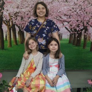 Meet your Posher, Lydia